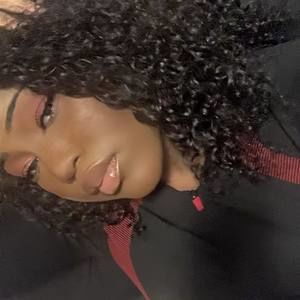 Meet your Posher, Nina